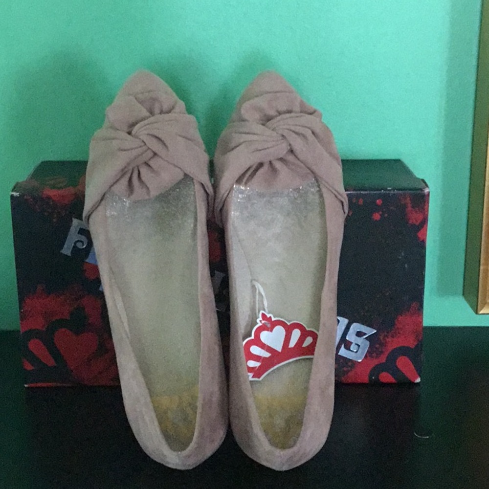 Pretty close shoes